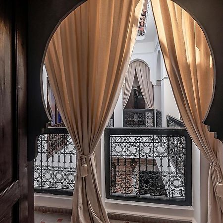 Riad Dar Merzouga Hammam&Jacuzzi Marrakesh Bagian luar foto