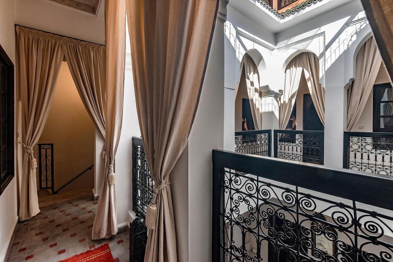Riad Dar Merzouga Hammam&Jacuzzi Marrakesh Bagian luar foto