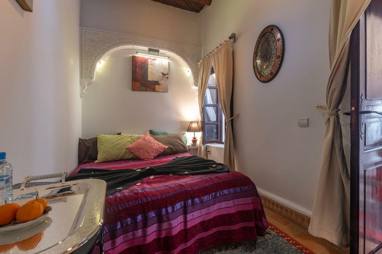 Riad Dar Merzouga Hammam&Jacuzzi Marrakesh Bagian luar foto