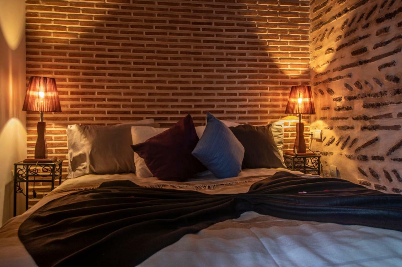 Riad Dar Merzouga Hammam&Jacuzzi Marrakesh Bagian luar foto