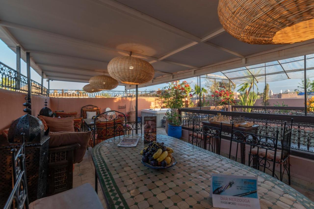 Riad Dar Merzouga Hammam&Jacuzzi Marrakesh Bagian luar foto