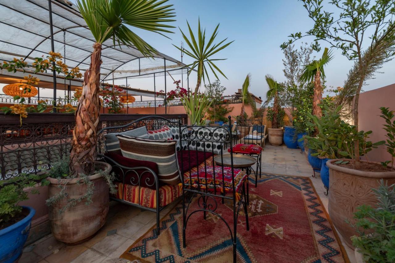 Riad Dar Merzouga Hammam&Jacuzzi Marrakesh Bagian luar foto
